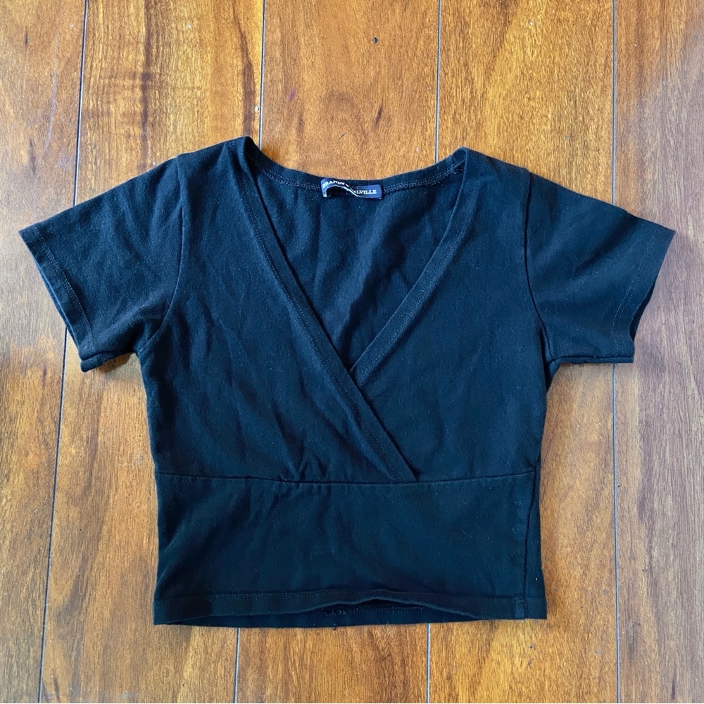 Brandy Melville Crop Top